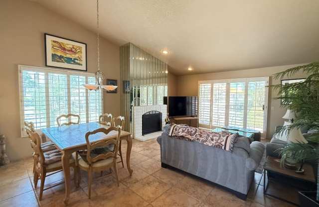 688 Vista Lago Circle N photos photos