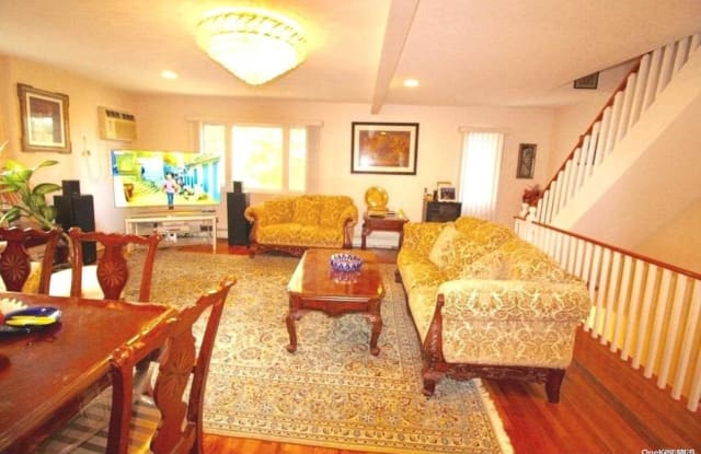 153-16 Sanford Avenue - 153-16 Sanford Avenue, Queens, NY 11355