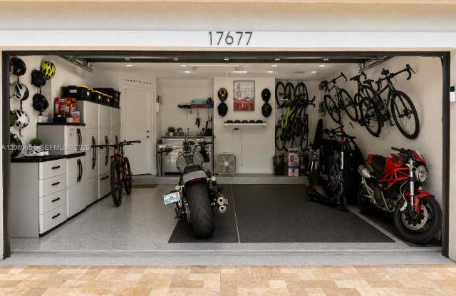 17677 Southwest 32nd Street Gallery 3
