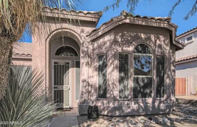 3060 N RIDGECREST Gallery 2