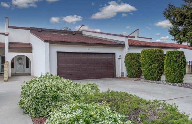 1923 Meadows Dr N - 1923 Meadows Drive North, Richland, WA 99352