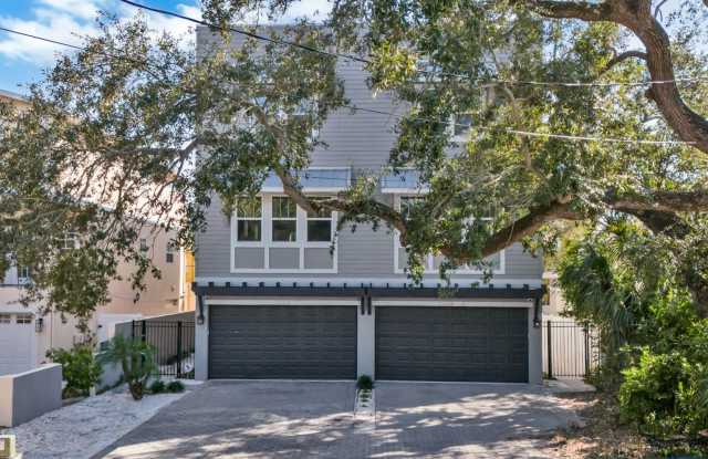 Stylish 3-Story Townhome in the Heart of South Tampa! photos photos