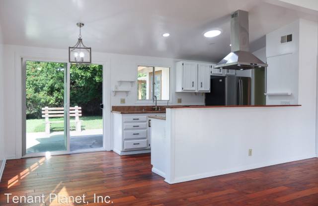 2027 West Arbor Way - 2027 West Arbor Way, Orange, CA 92868