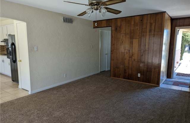 5429 MOUNTAIN VIEW Drive Gallery 3