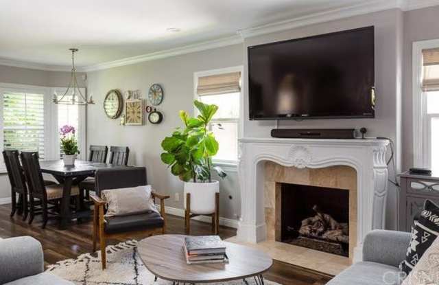 14829 Addison Street Gallery 3
