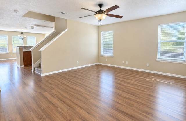 4926 CORIAN SPRINGS DR Gallery 2