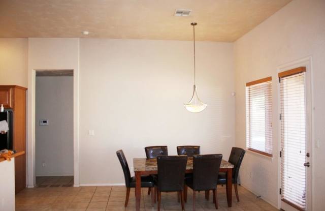219 Ascot Parade Gallery 4