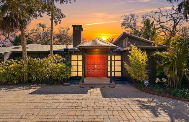 4431 Ocean Boulevard photos photos