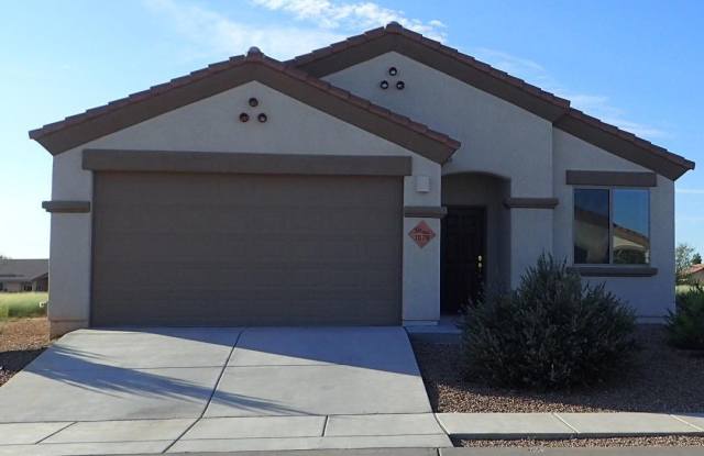 BIG BEAUTIFUL HOME IN BENSON! photos photos