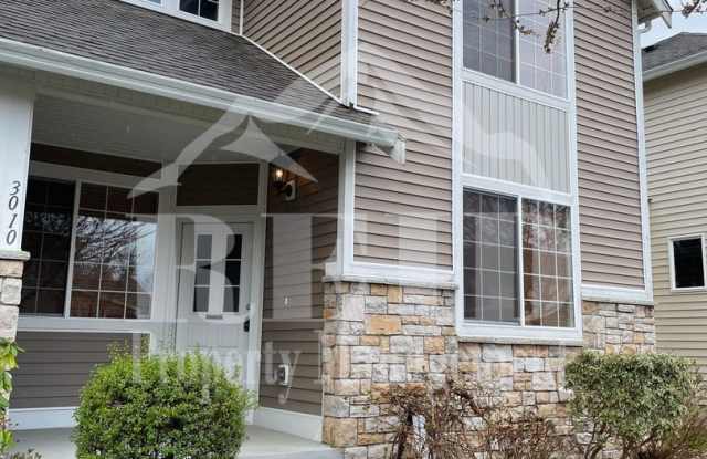 Beautiful Port Orchard Townhome 3,6, or 12-Month Lease Option Offered Gallery 3