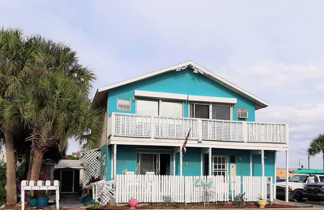 9747 Gulf Blvd Unit 1 - 9747 Gulf Boulevard, Treasure Island, FL 33706