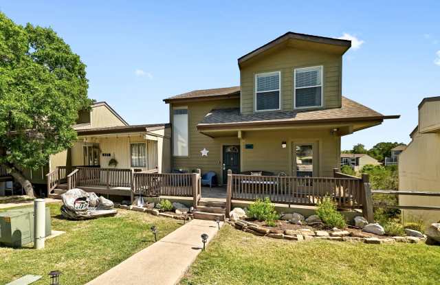 225 Comanche Lane - 1 photos photos