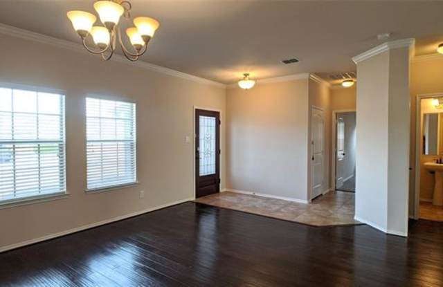 4317 Coney Island Gallery 4