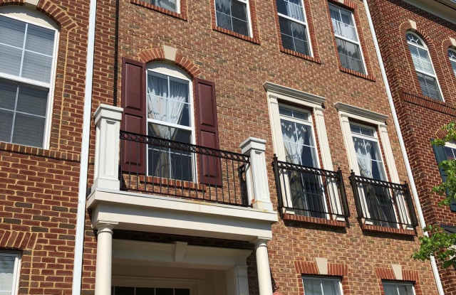 808 BRANCH DRIVE - 808 Branch Drive, Herndon, VA 20170