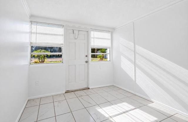 640 SW Bryant Avenue Gallery 4