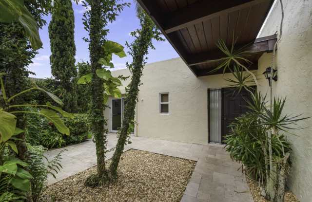 5217 Stonybrook Drive Gallery 4