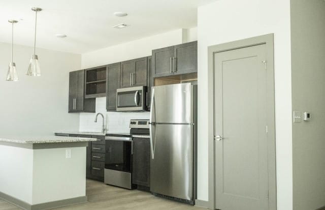 1801 Meridian St Unit A32 photos photos