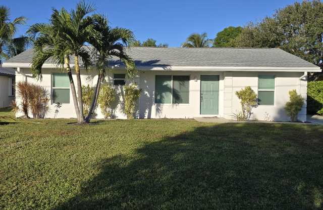 18942 SE Hillcrest Drive - 18942 Southeast Hillcrest Drive, Martin County, FL 33469