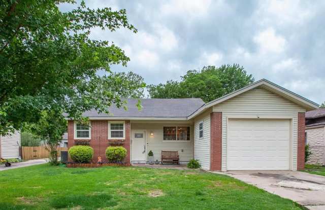 Charming 2 Bed, 1 Bath Home with Great Amenities photos photos