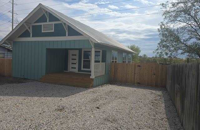 608 E Pecan Street photos photos 608 E Pecan Street photos photos