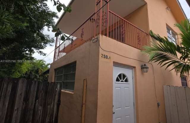 250 NW 63rd Ct photos photos