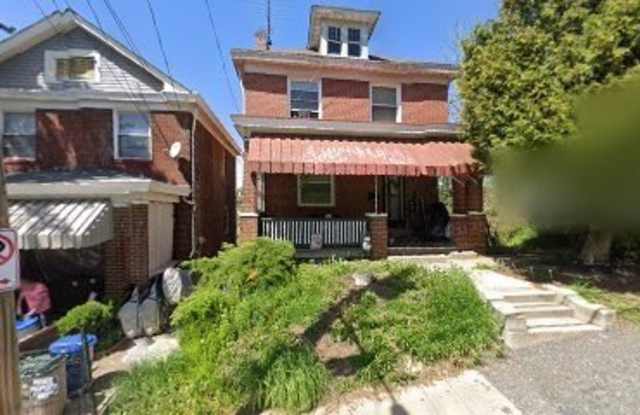 114 Merritt Ave photos photos