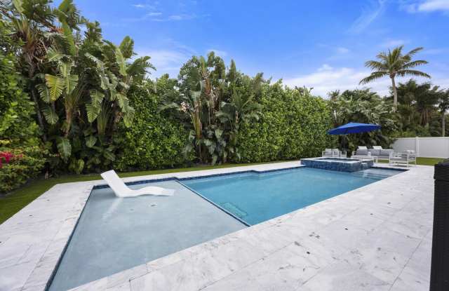 52 Pinehill Trail E Gallery 4