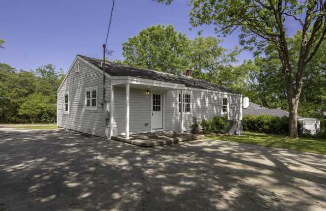 441 West Springs Street Gallery 4