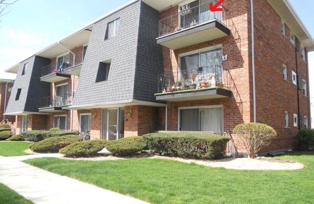 10936 South KEATING Avenue - 10936 S Keating Ave, Oak Lawn, IL 60453