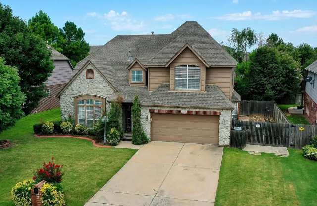 5 Bed / 2.5 Bath in South Tulsa! photos photos