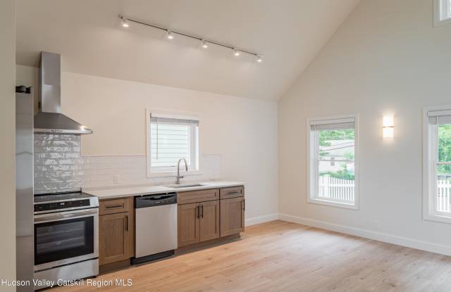 136 Newkirk Avenue Gallery 4