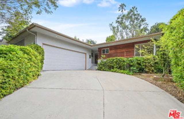 9512 Duxbury Lane photos photos 9512 Duxbury Lane photos photos
