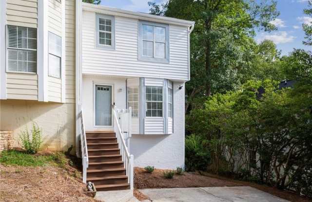 5212 Laurel Bridge Drive SE Gallery 2