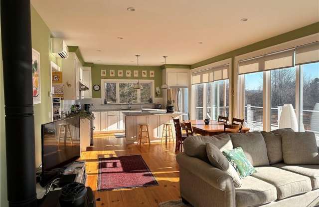 7 Ore Hill Road Gallery 4