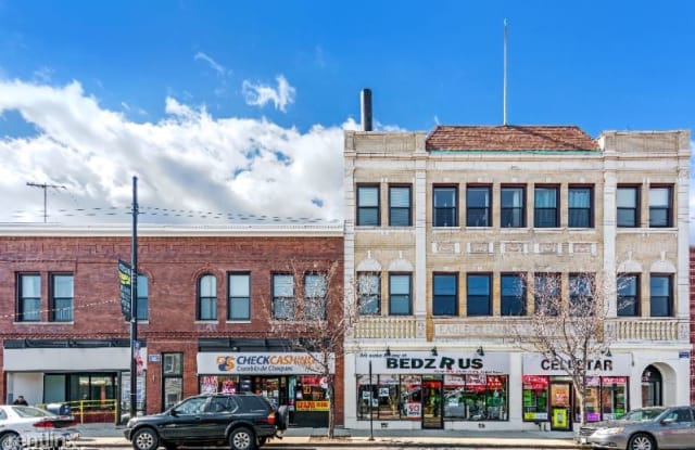 7064 N Clark St 202 - 7064 North Clark Street, Chicago, IL 60626