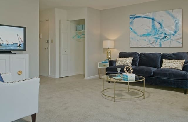 Park East Gallery 4