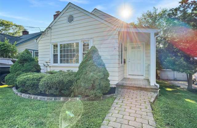 14 Central Avenue N photos photos