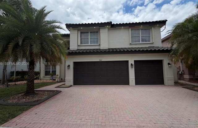 3142 SW 173rd Ter photos photos