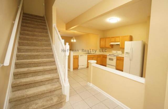 1038 Vista Cay Court Gallery 3
