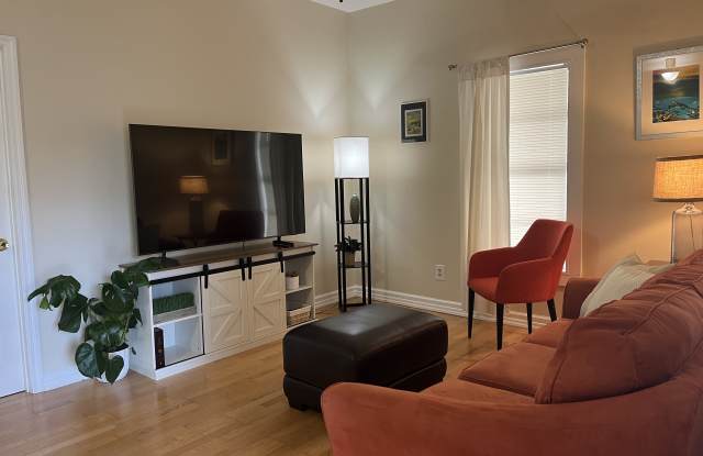 204 E Jean St photos photos