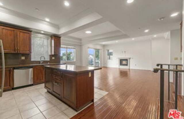 10765 Wilkins Avenue Gallery 3