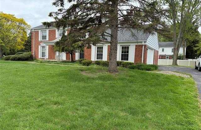 5888 Red Coat Lane photos photos