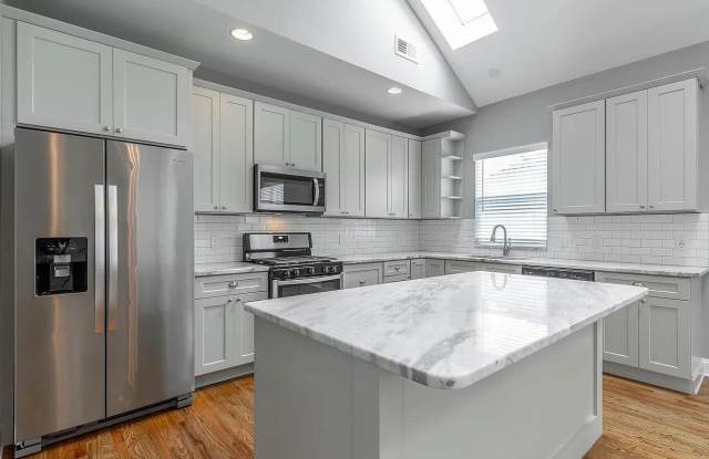 1610 East 12th Street photos photos