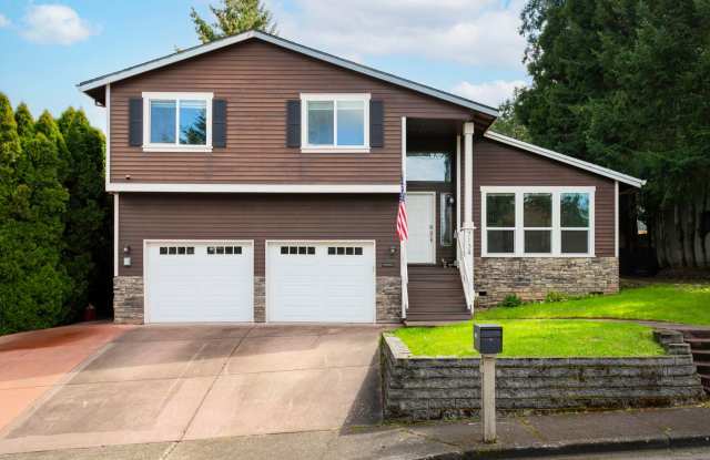 7134 SW 184th Place ~ Excellent home with so many Extras! photos photos