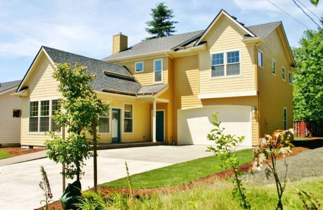 6 bed 6 bath by SAE Lions on 29th and Harrison photos photos