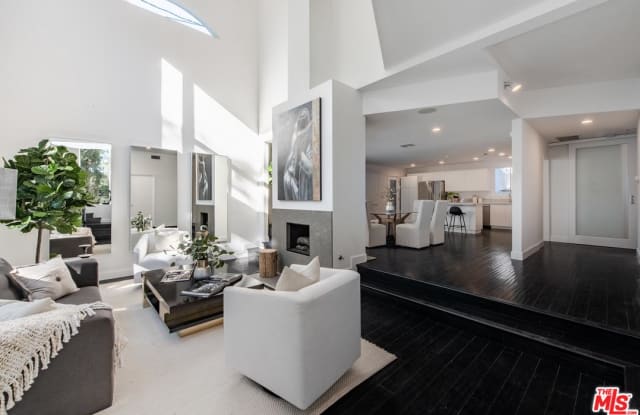 8521 APPIAN Way - 8521 Appian Way, Los Angeles, CA 90046