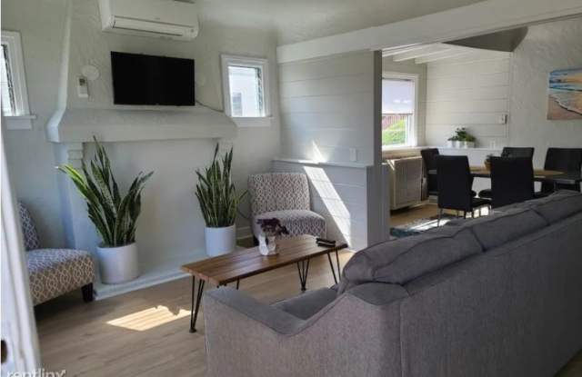 4676 32nd St - 4676 32nd Street, San Diego, CA 92116