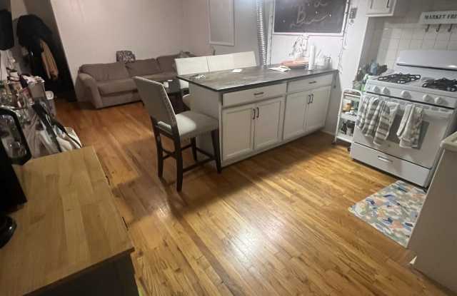 258 1ST ST Gallery 4