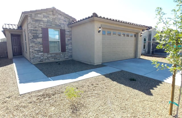 531 E CREOSOTE Drive - 531 E Creosote Dr, Phoenix, AZ 85085