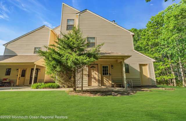 134 Whispering Oaks Way photos photos